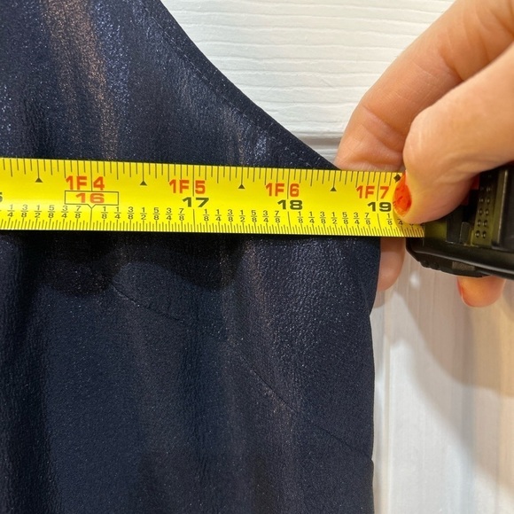 J Crew Navy Blue Silk Halter Top Sleeveless Metallic Blouse Pleated Women's Sz 8 - Picture 6 of 8